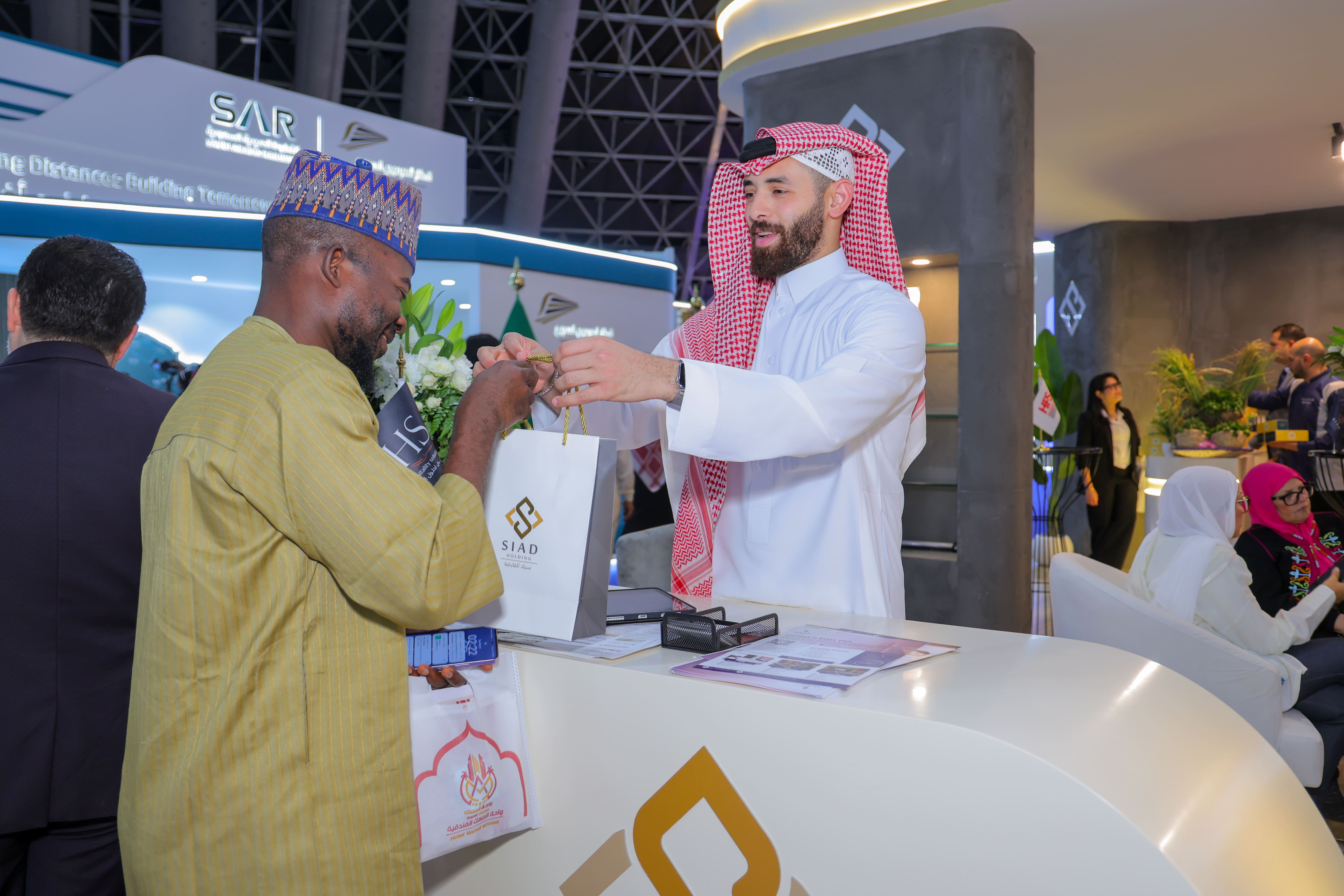 اختتام مشاركة فاست الناجحة في مؤتمر ومعرض الحج وسوق السفر العالمي 2025
